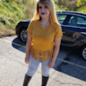 Meet your Posher, Nicole